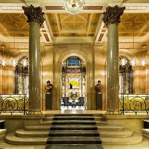 Отель Hilton Opera
