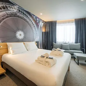 מלון Novotel 20 Belleville, פריז