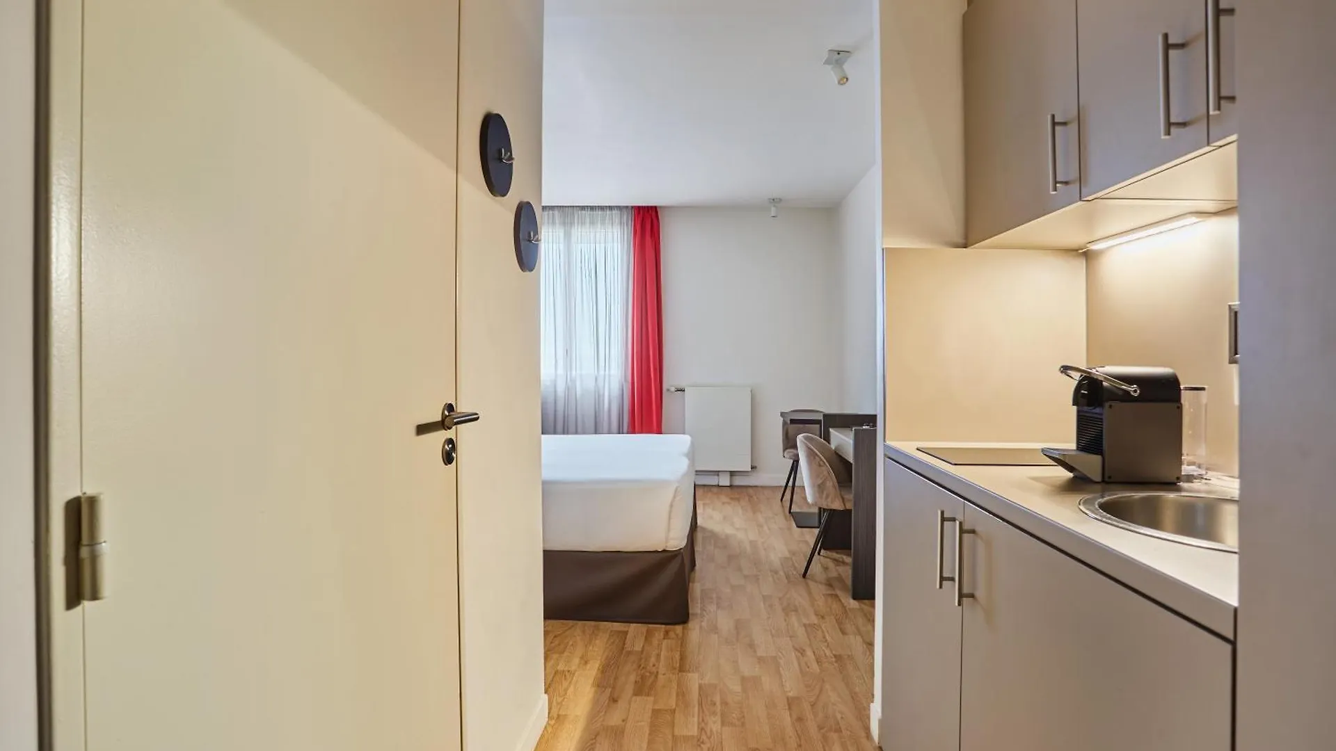 Appart Hotel Odalys City Paris Montmartre Francie