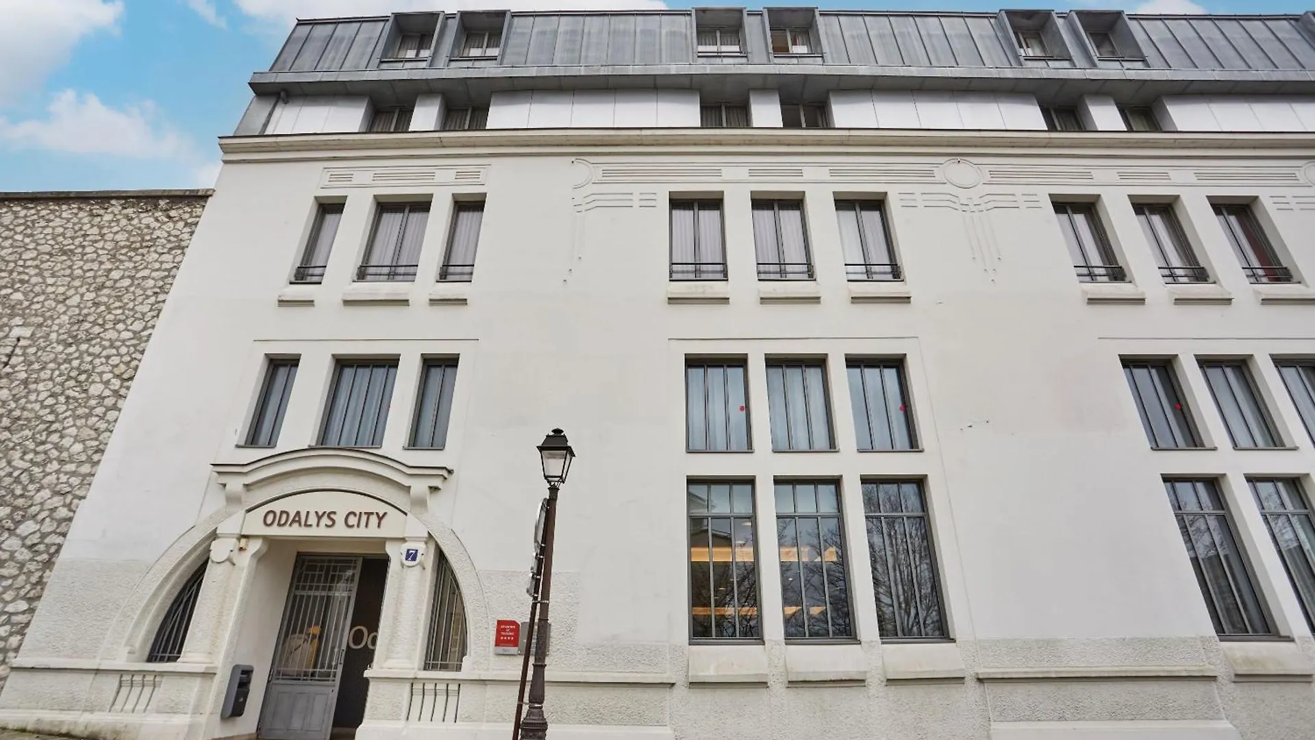 Appart Hotel Odalys City Paris Montmartre 4*,
